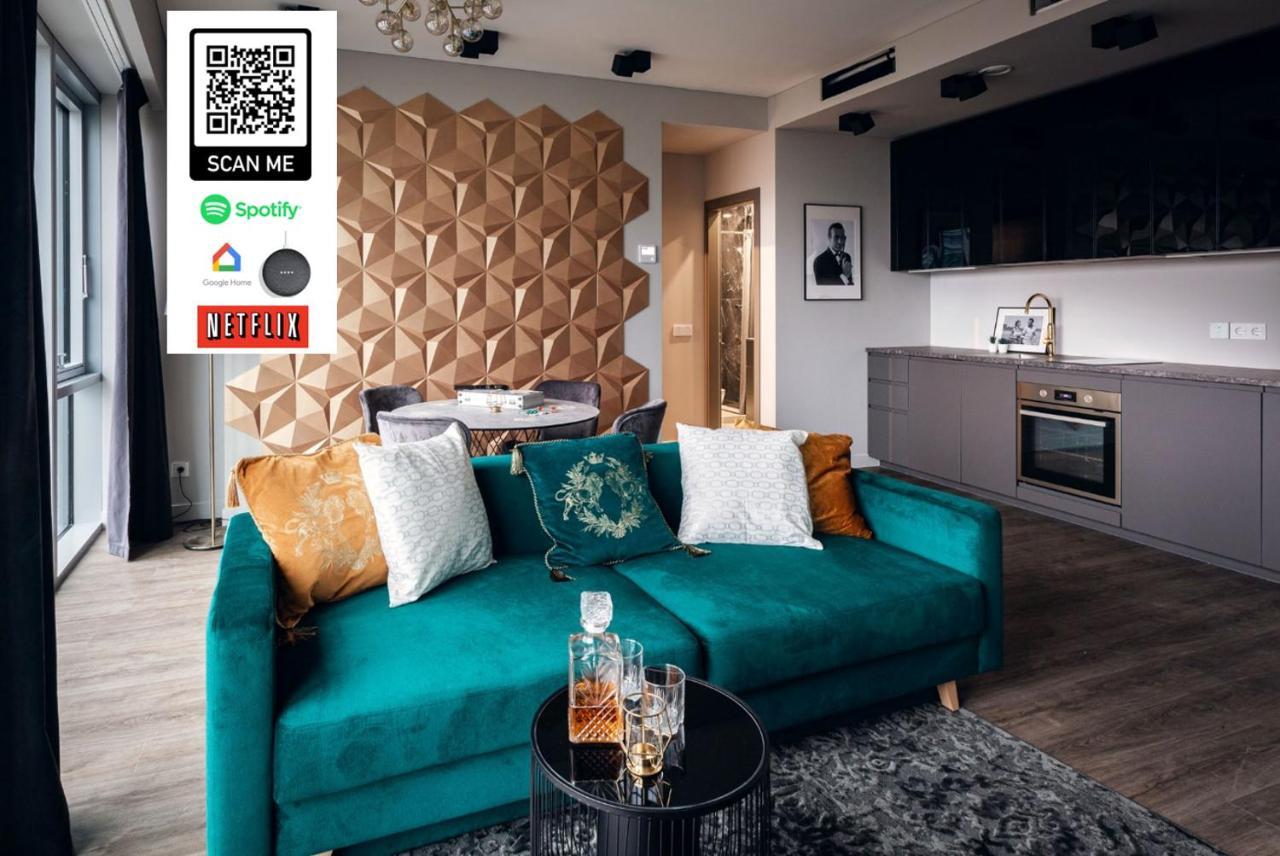 Brand New James Bond City Center VNO Extérieur photo